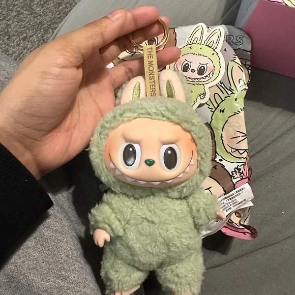 green grape labubu - Picture 4 of 7